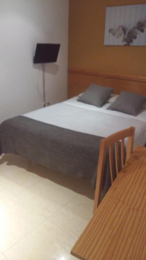 Hostal La Canada Segoviana Valmojado Екстериор снимка